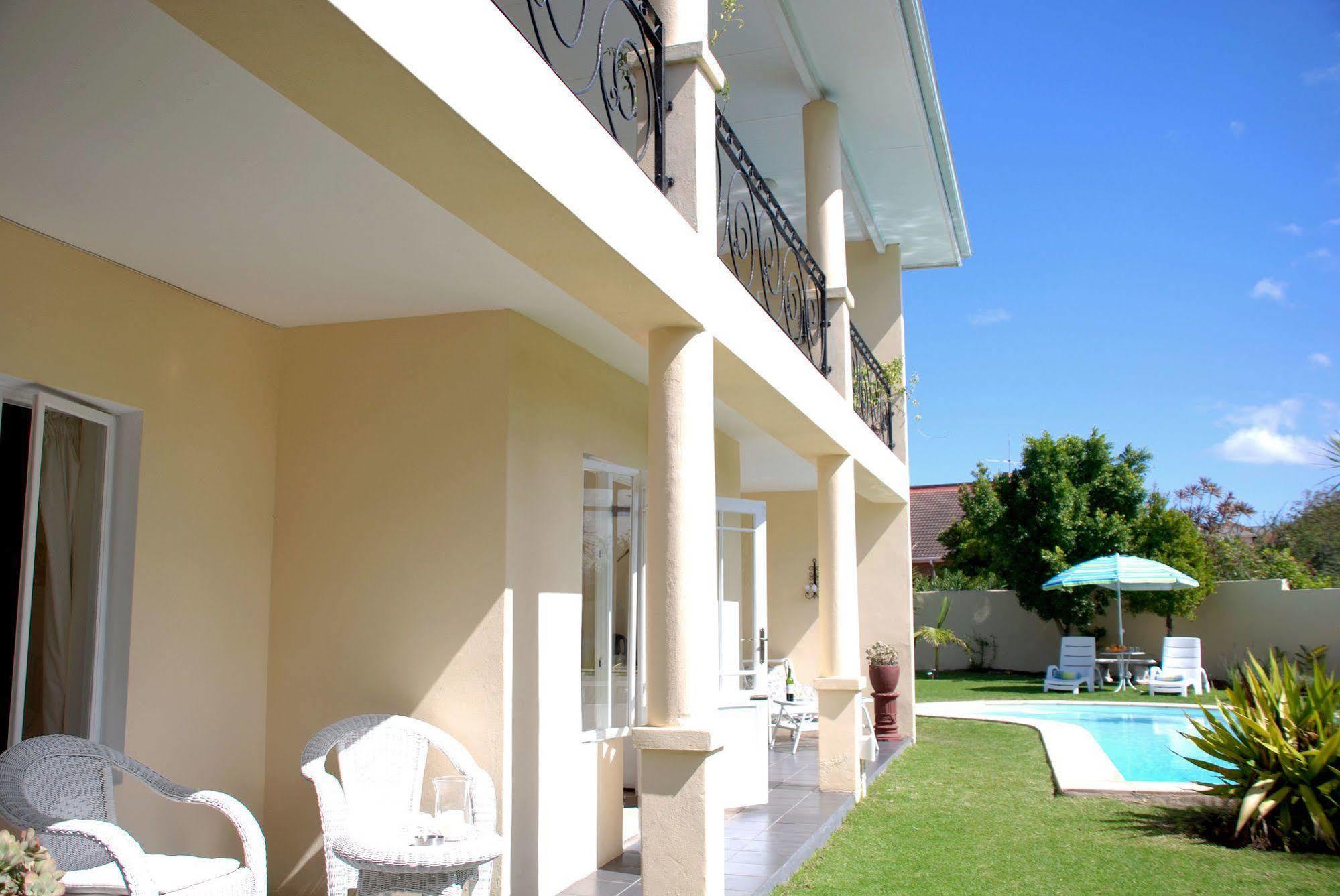 Mandalay Guest House Plettenberg Bay Exterior foto